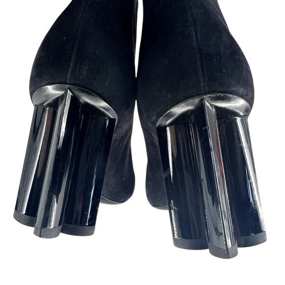 Louis Vuitton Suede Monogram Cap Toe Chelsea 80mm Ankle Boots in Black - Picture 13 of 16